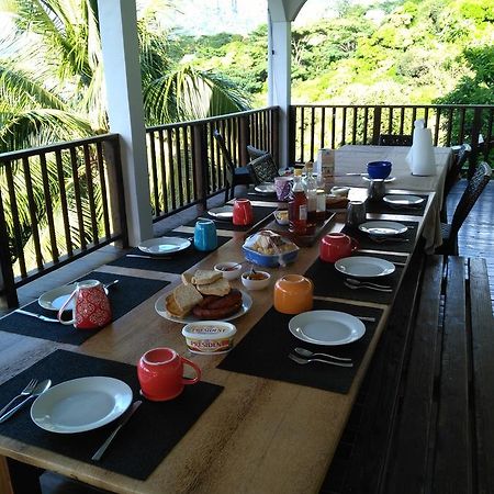 Pension Villa Enata Atuona エクステリア 写真