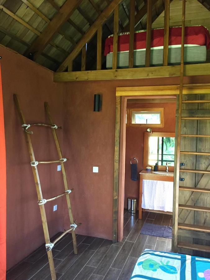 Pension Villa Enata Atuona エクステリア 写真