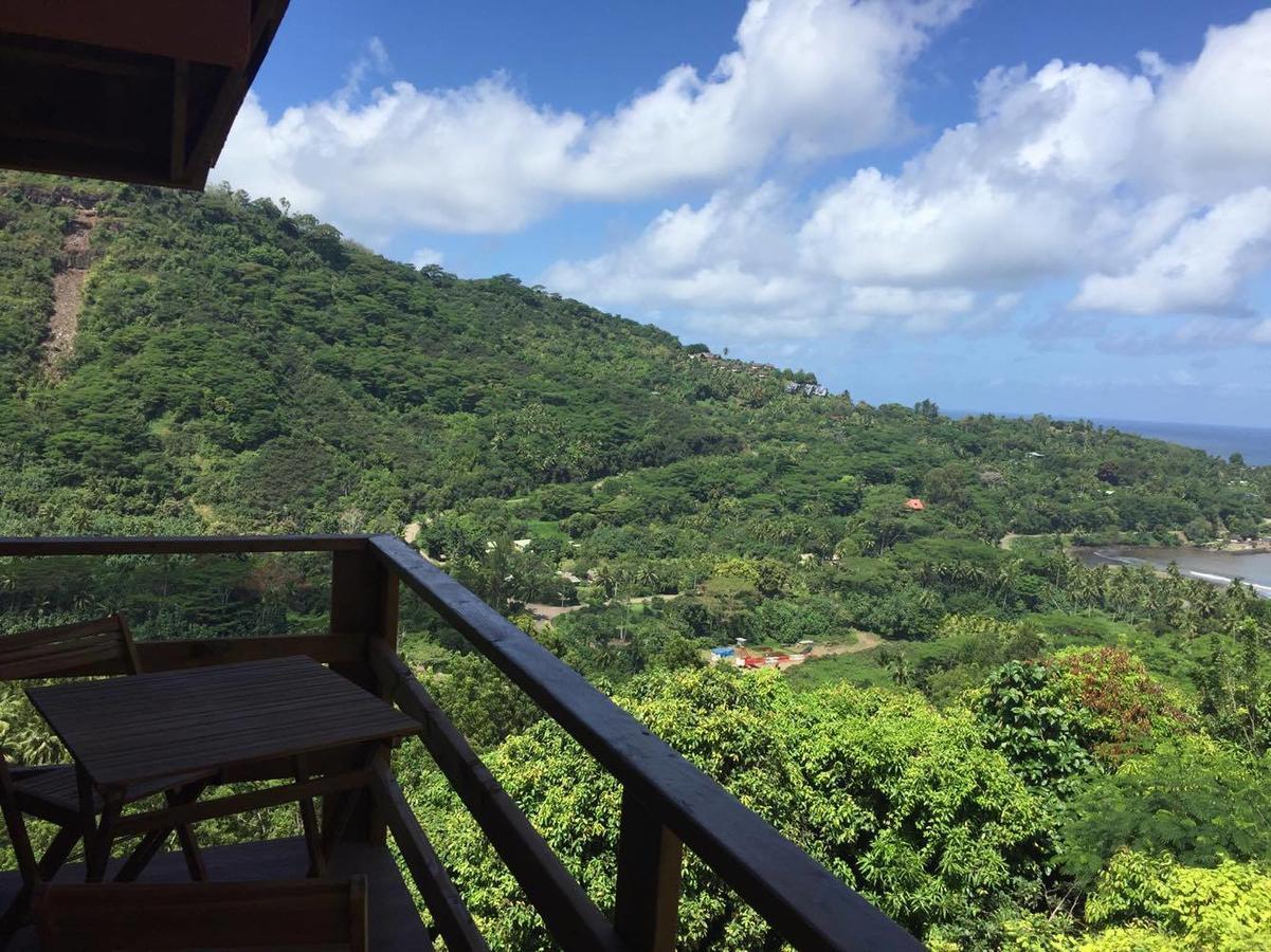 Pension Villa Enata Atuona エクステリア 写真