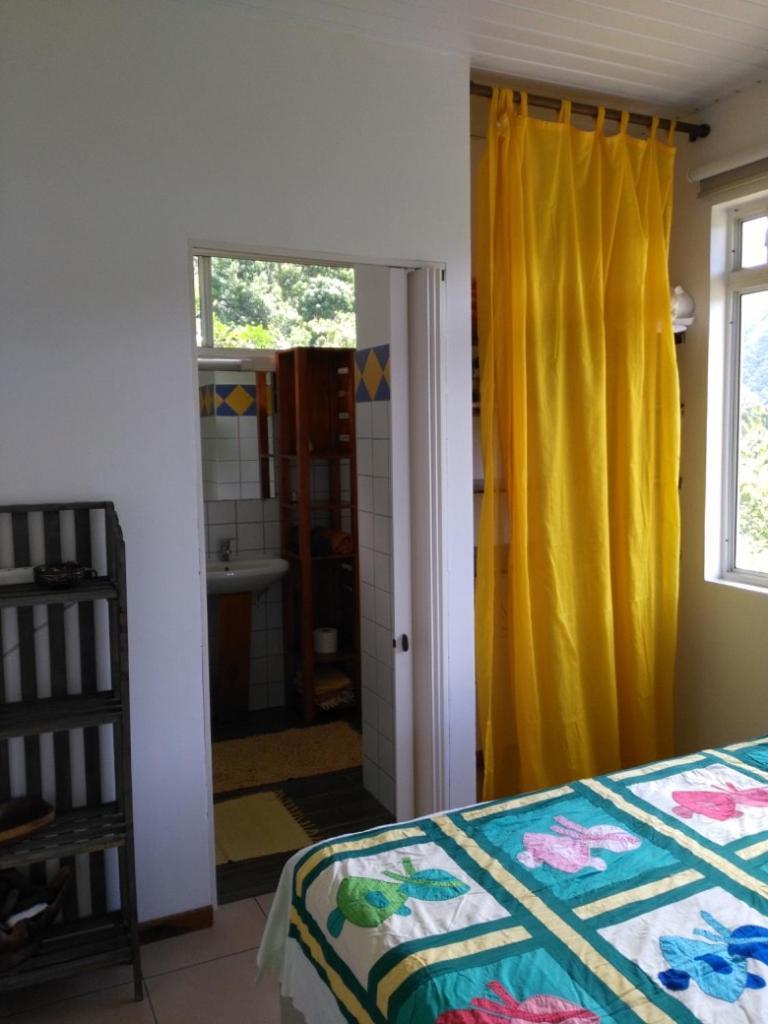 Pension Villa Enata Atuona エクステリア 写真